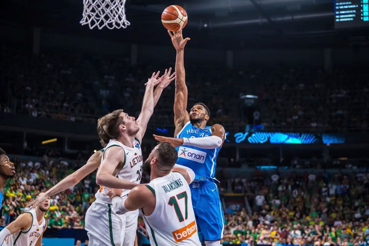 Sjajni Janis ide na Šenguna: Grčka u polufinalu Eurobasketa