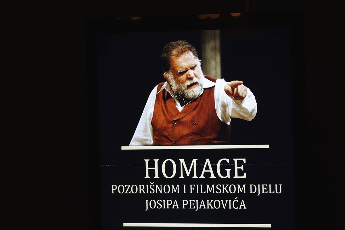 U Narodnom pozorištu Sarajevo upriličen homage u čast Josipa Pejakovića