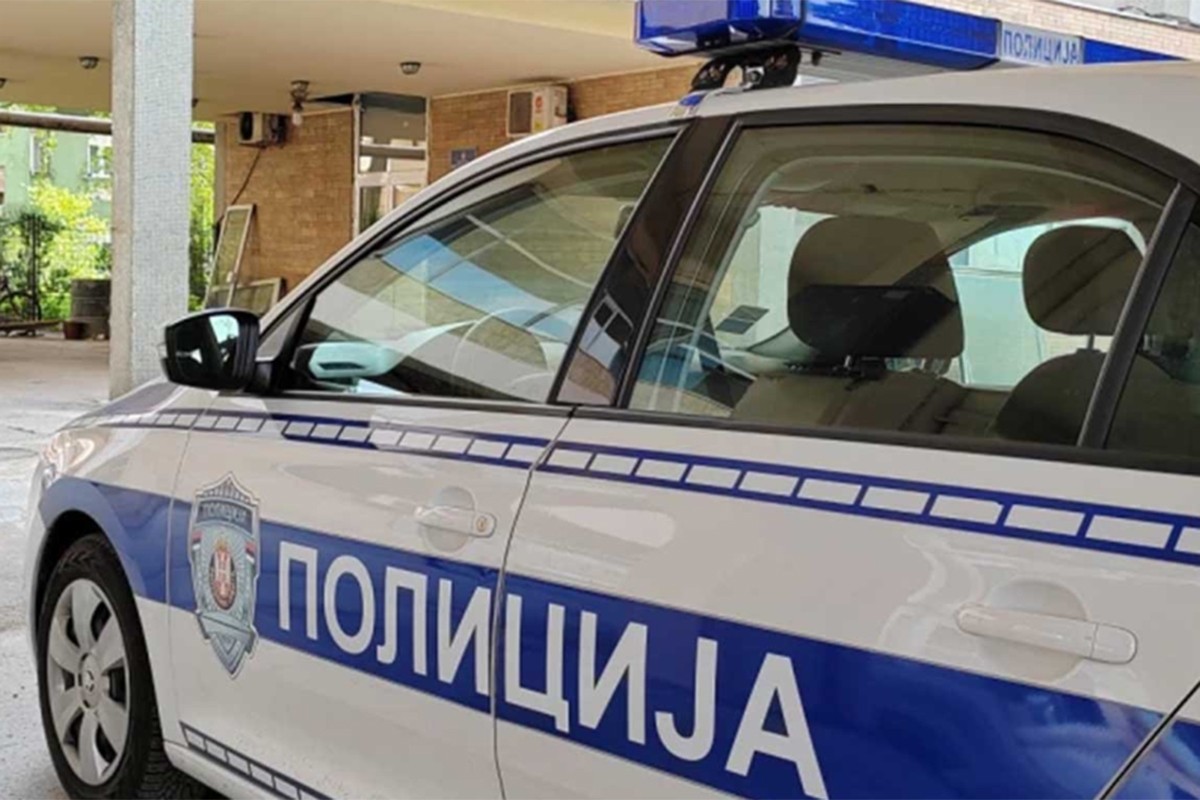 Užas u osnovnoj školi na Čukarici: Ograda pala na dječaka i djevojčicu