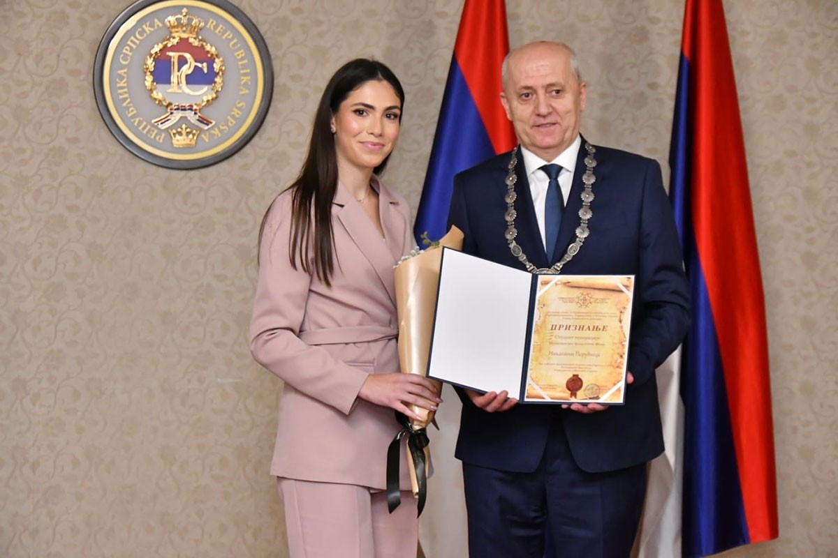 Nikolina Perućica, student generacije Medicinskog fakulteta u Foči