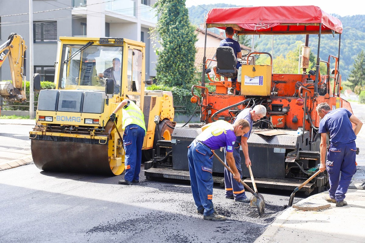 Počelo asfaltiranje Ulice braće Jugovića u Banjaluci