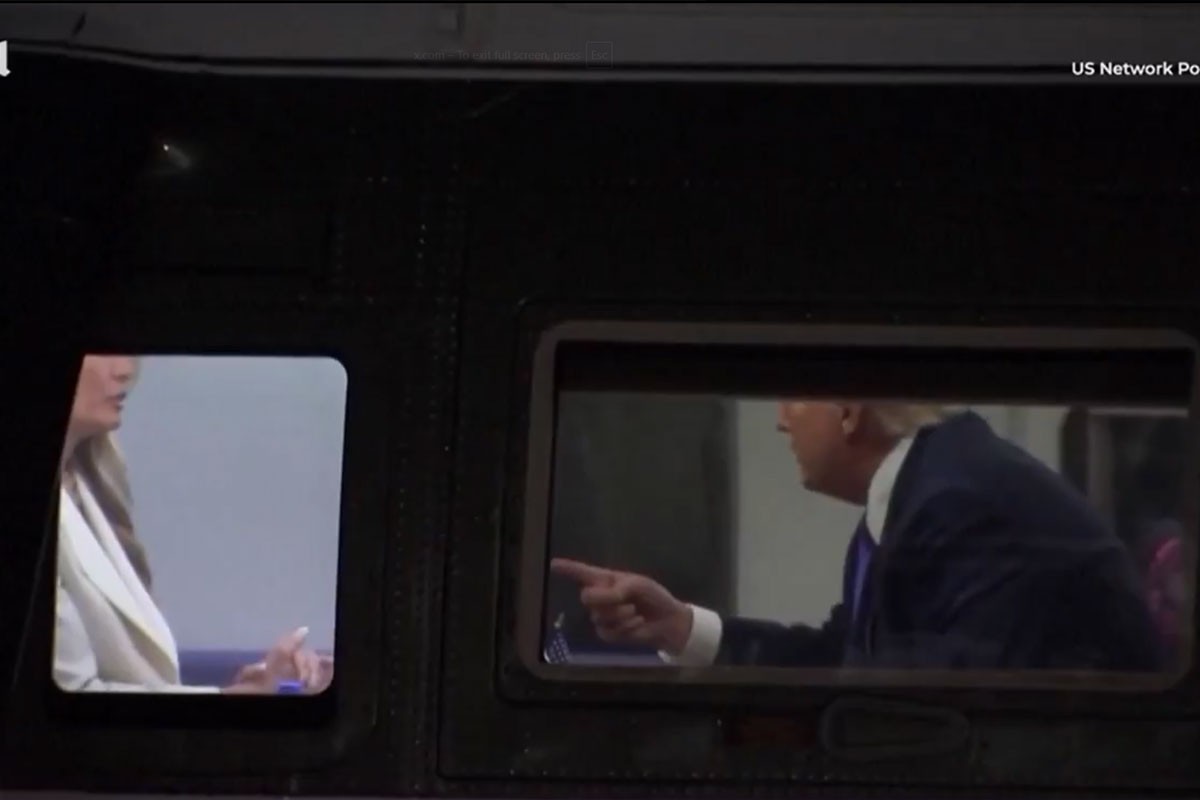 Snimak napetog trenutka u helikopteru: Melanija odmahuje glavom, Tramp upire prstom (VIDEO)