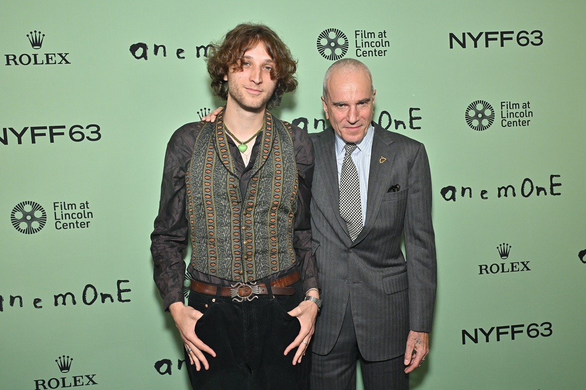 Daniel Dej-Luis sa sinom Ronanom na premijeri filma "Anemone"