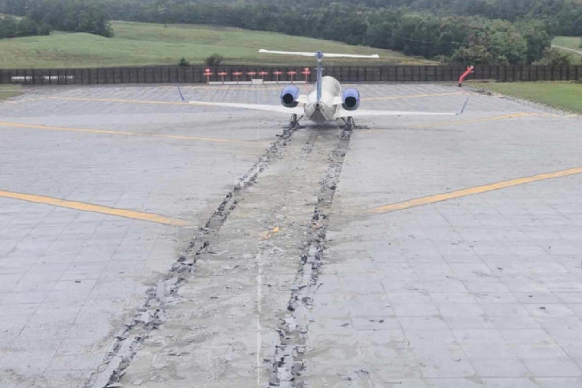 Avion sletio sa piste: Tragedija spriječena u posljednjem trenutku