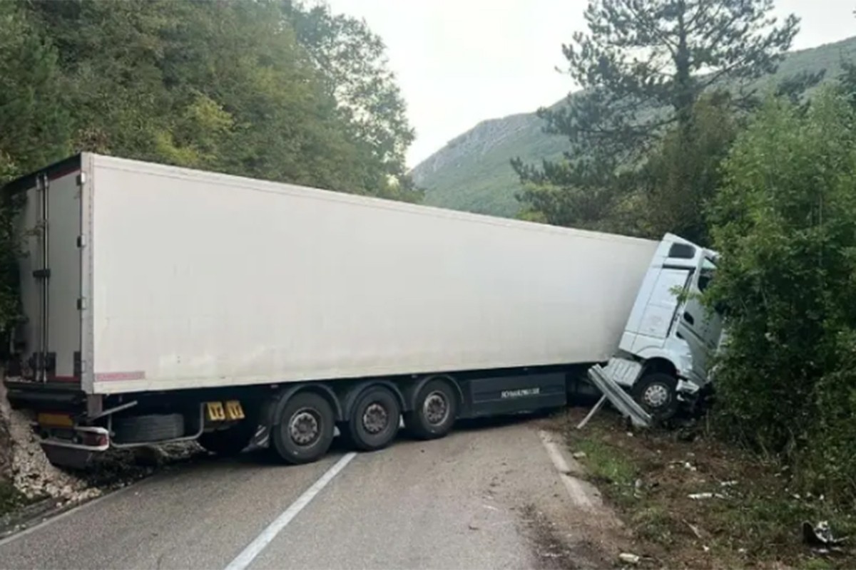 Težak udes na putu Trebinje - Nikšić