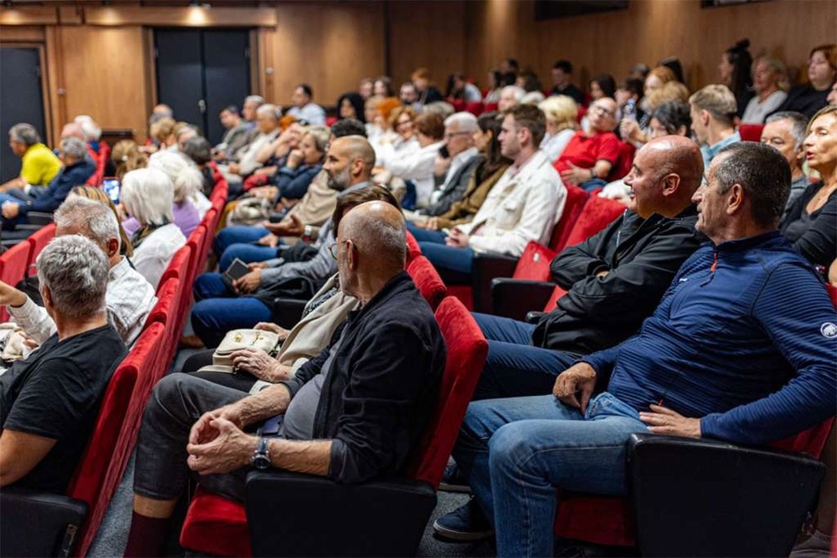 U Narodnom pozorištu Mostar prikazan film "Partizanska nekropola"
