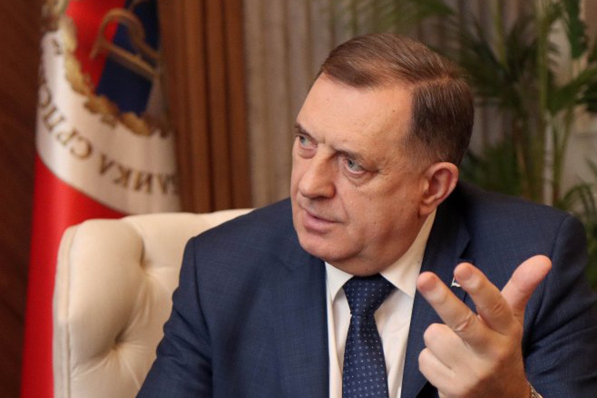 Dodik se emotivno prisjetio Milana Jelića (FOTO)