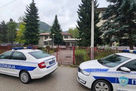 Uzbuna u Srbiji: Zbog dojava o bombama zatvorene škole širom zemlje ( ...