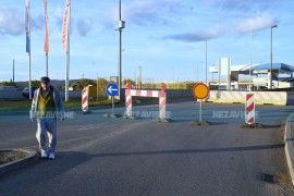 Zatvoren nadvožnjak u Trnu (FOTO)