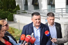Stanivuković i Đajić na ročištu u Osnovnom sudu u Banjaluci ...
