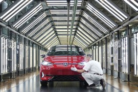 Volkswagen upozorio radnike: Nestašica čipova možda privremeno ...