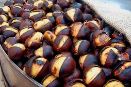 Pečeni kesteni biće mekani i jednostavni za guljenje uz samo jedan ...