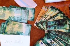 Akcija FUP-a: Uhapšene Sarajlije terete da su u bankama mijenjali ...