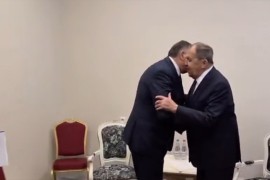 Dodik sa Lavrovom u Minsku, Zaharovu poljubio u ruku (VIDEO)