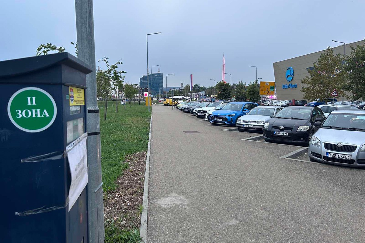Uskoro naplata parkinga kod "Delte" u Banjaluci?