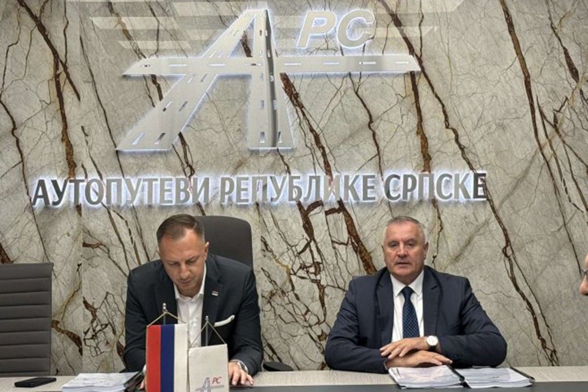 Višković i Ćorić izvršili primopredaju dužnosti u "Autoputevima RS"