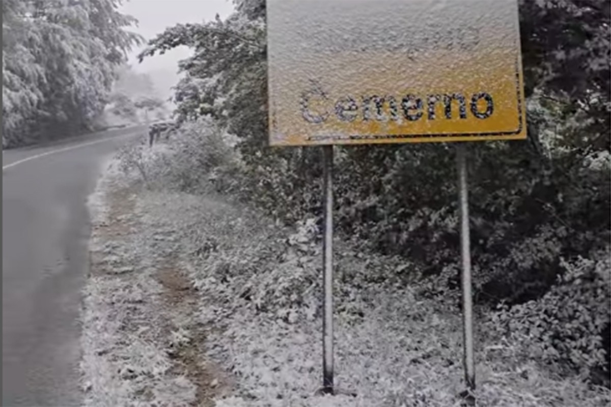 Na Čemernu nakon 54 godine pao snijeg u ranu jesen (VIDEO)