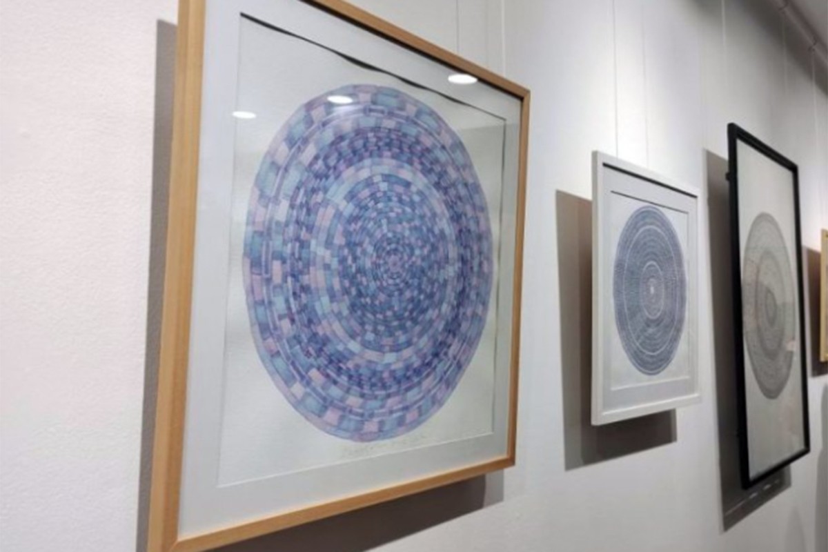 U prijedorskoj galeriji organizovano stručno vođenje izložbe "Retrospektiva"