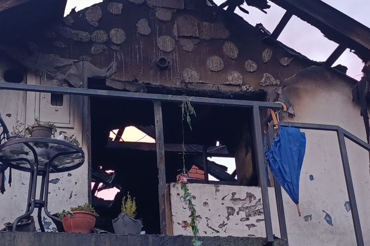 Banjalučka porodica ostala bez krova nad glavom: Izgorjelo potkrovlje