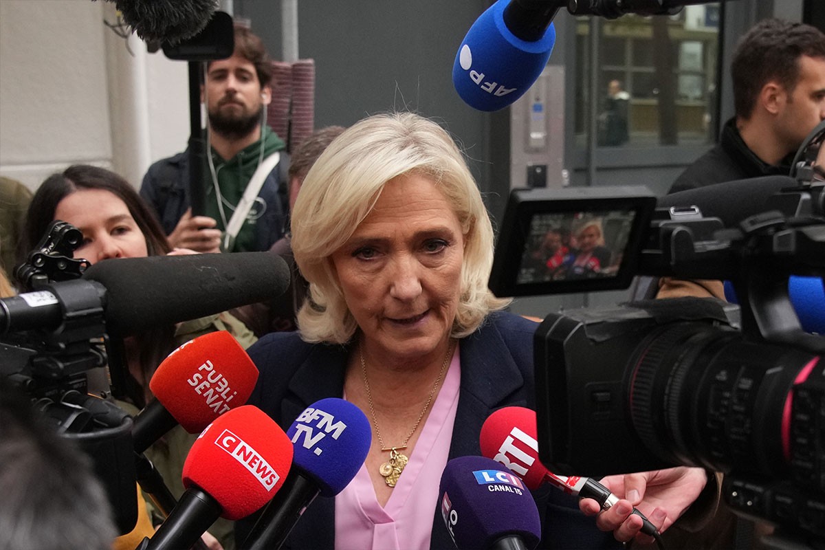 Le Pen: Pred Makronom dva puta