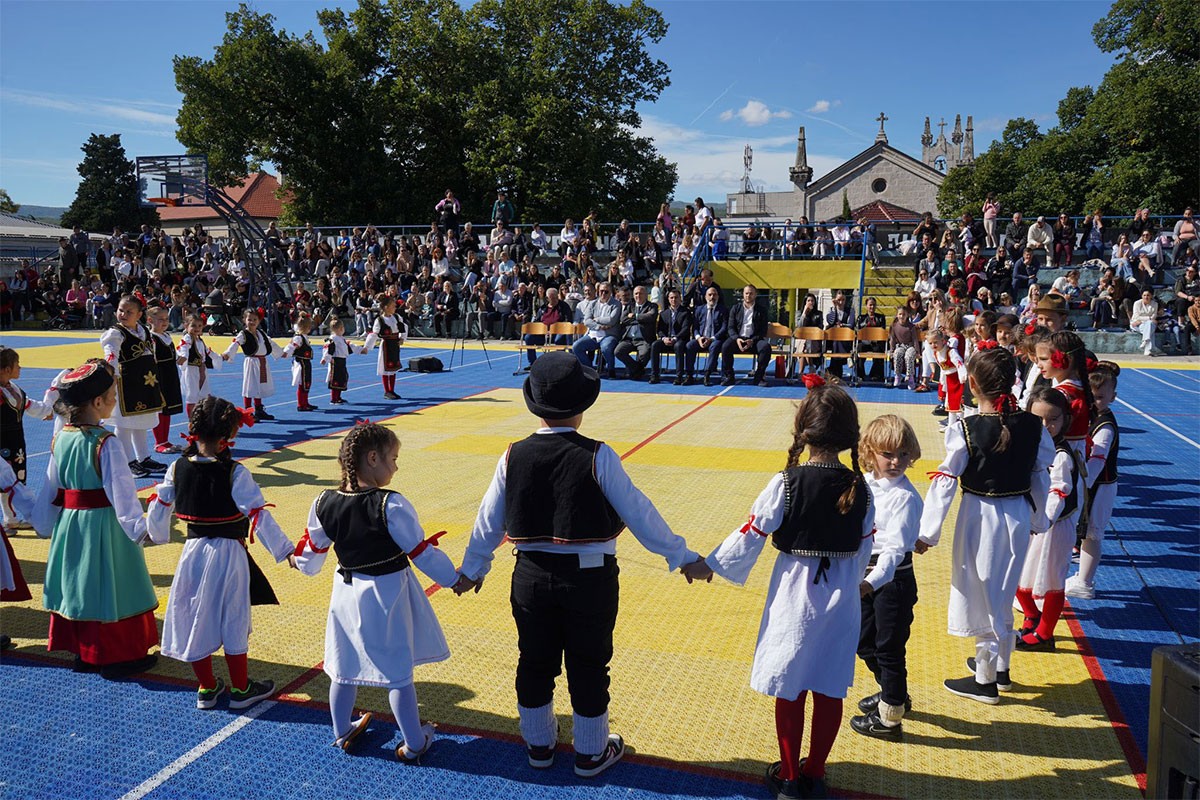 Otvoren festival "Djeca u očuvanju narodne tradicije"