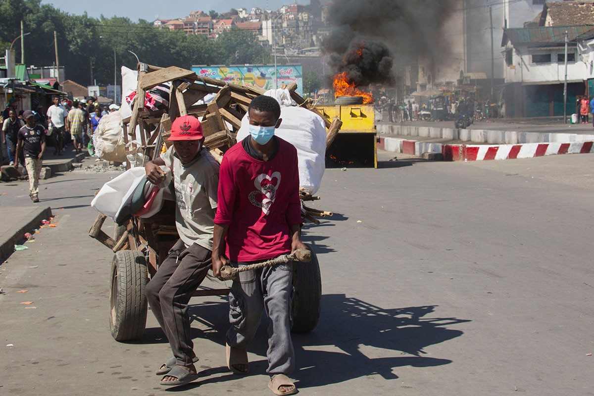 Nova drama na Madagaskaru, predsjednik tvrdi da je u toku državni udar