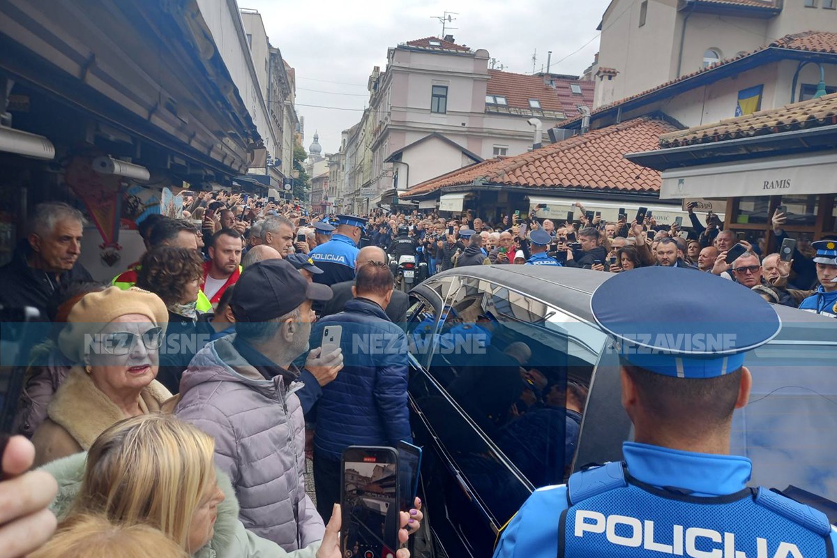 Ovo Sarajevo ne pamti: Hiljade ljudi na posljednjem ispraćaju Halida Bešlića (VIDEO/FOTO)
