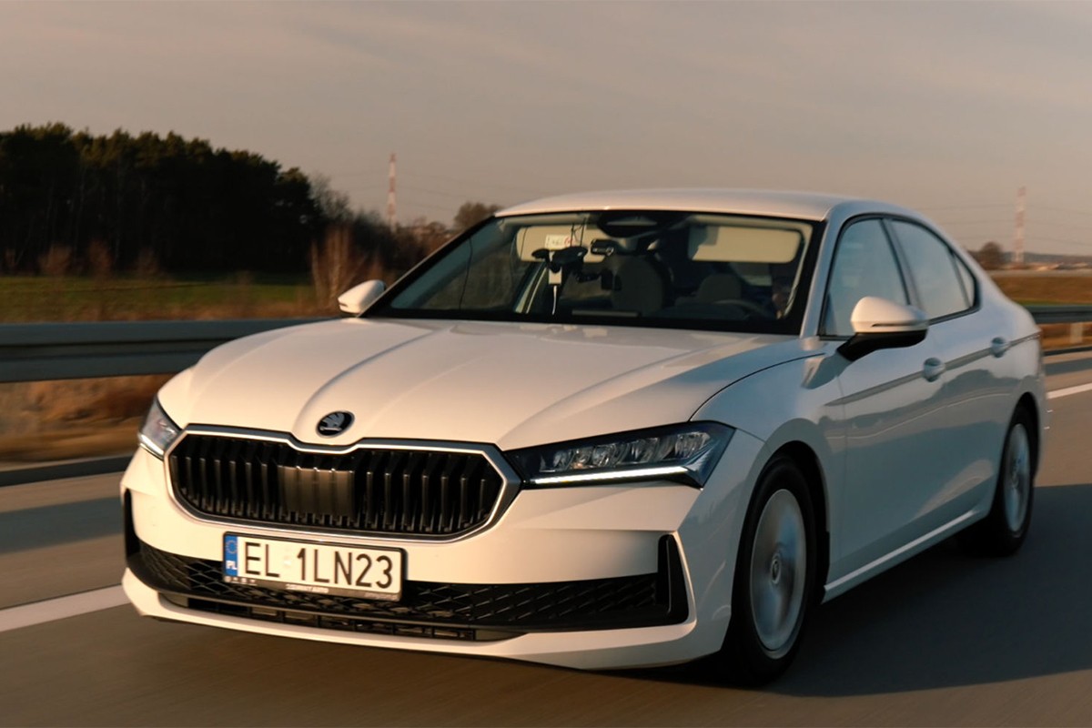 Škoda Superb s jednim rezervoarom goriva prešla rekordnih 2.831 km