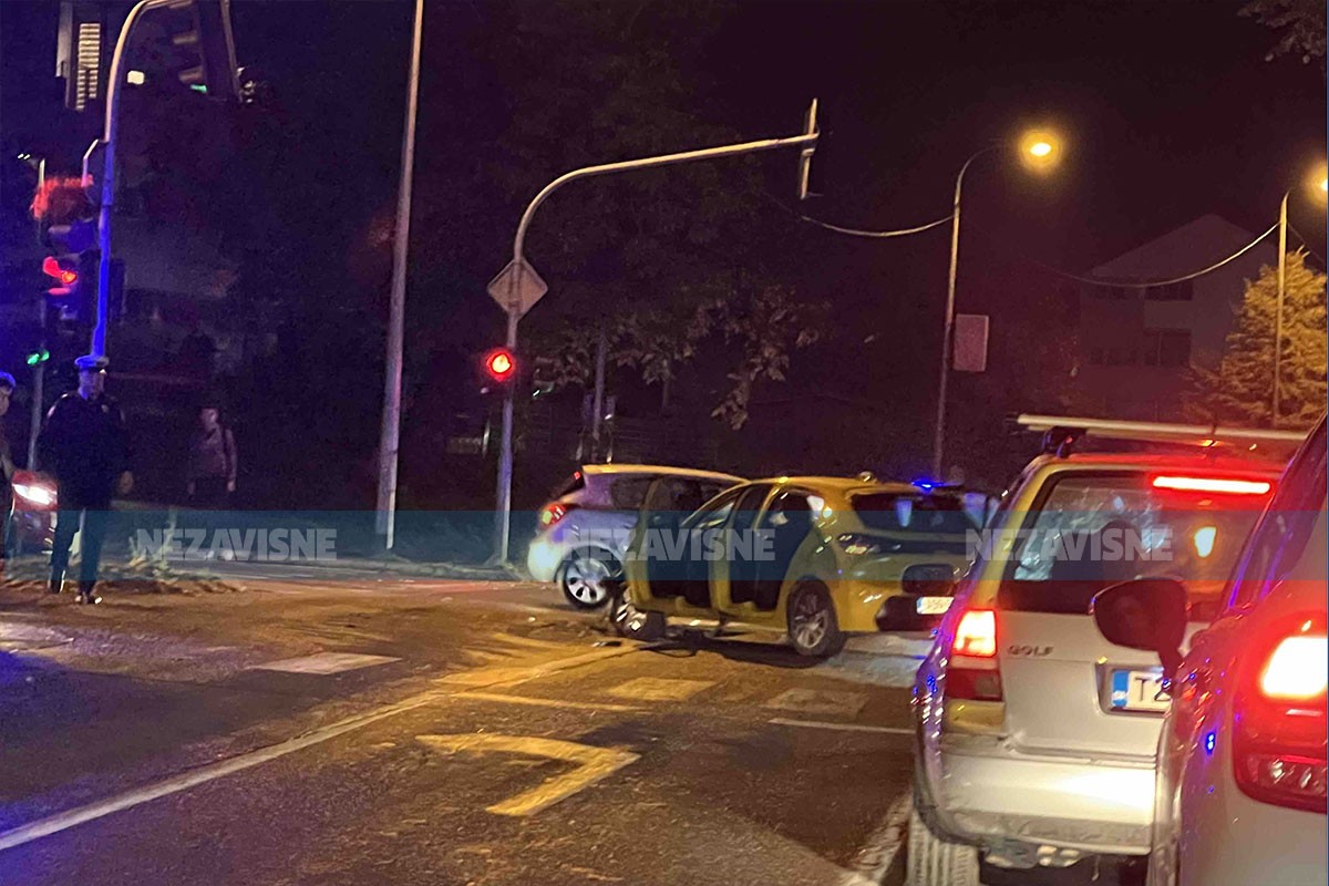 Težak sudar u kružnom toku u banjalučkom naselju Rebrovac (FOTO)