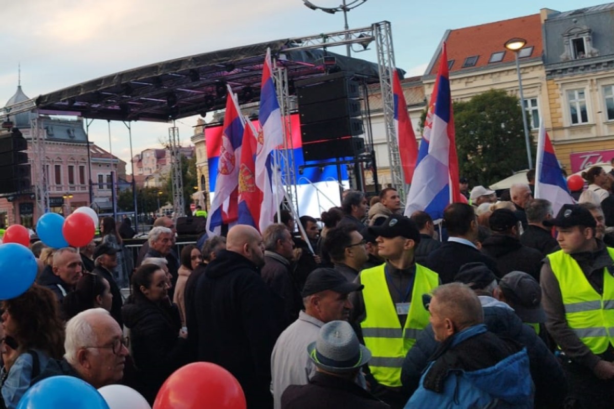 Skupovi u Požarevcu, Kraljevu i Vranju: "Srbija neće blokade"