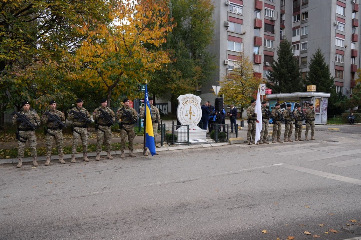 Obilježena sedma godišnjica pogibije policajaca Adisa Šehovića i Davora Vujinovića
