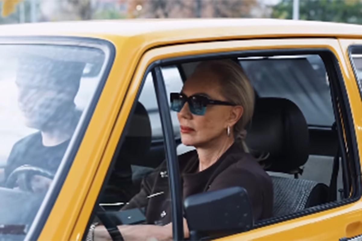Lepa Brena u BiH: Opet ja i moj golf kec (VIDEO)