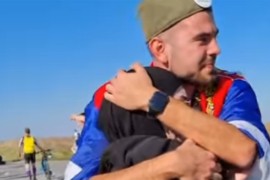 Emotivan susret studenata Nadije i Save: Ona sa hidžabom, on sa ...