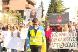 Protestna šetnja u Tuzli zbog zlostavljanja dviju djevojčica
