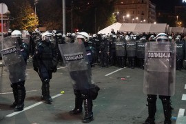 Oglasio se MUP Srbije o incidentima ispred Skupštine