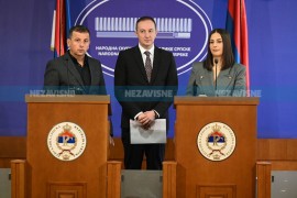 Opozicija: Vlast peče vola umjesto da raspravljamo o Viaductu i Comsaru