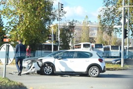 Sudar dva automobila u Banjaluci (VIDEO)