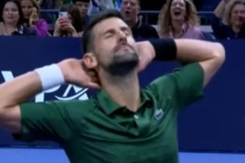"Novak show": Đoković špagom do poena, publiku digao na noge (VIDEO)