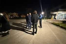 Roditelji se okupili ispred škole u Sarajevu: "Jedna učenica ...