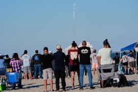 Istorijsko lansiranje Blue Origina: Divovska raketa poletjela prema ...