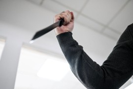 Travničaninu dvije godine za pokušaj ubistva supruge: Ženu ubo ...