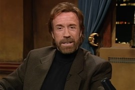 Čak Noris u 85. godini pokazao mišiće: Legenda akcijskog filma i ...