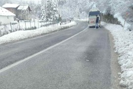 Drama na putu Banjaluka - Foča: Putnici tvrde da je minibusu otpao ...