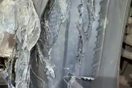 Amerikanac 10 godina nije mijenjao gume, jednu zalijepio trakom (VIDEO)