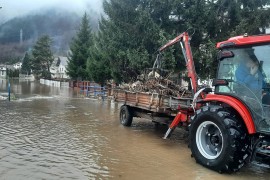 Obilne kiše i naglo otapanje snijega izazvali poplave u više gradova ...