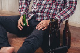 Pijan vrijeđao radnike kladionice i prolaznike