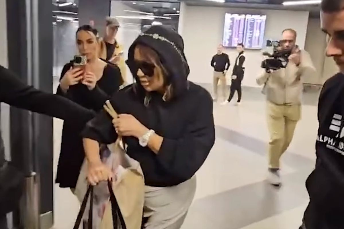 Ana Nikolić stigla u Beograd: "Sazvaću konferenciju" (VIDEO)