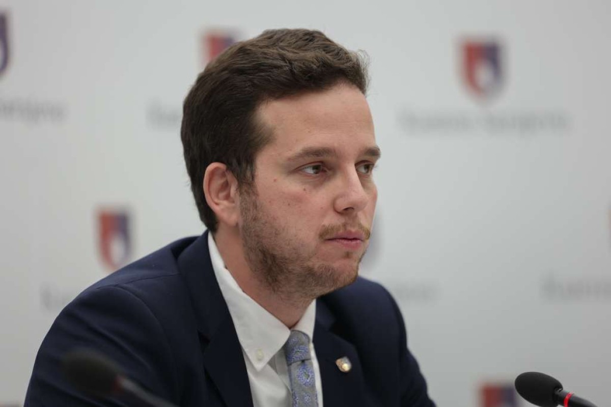 Hitna sjednica Vlade KS zbog hapšenja dvojice pripadnika MUP-a
