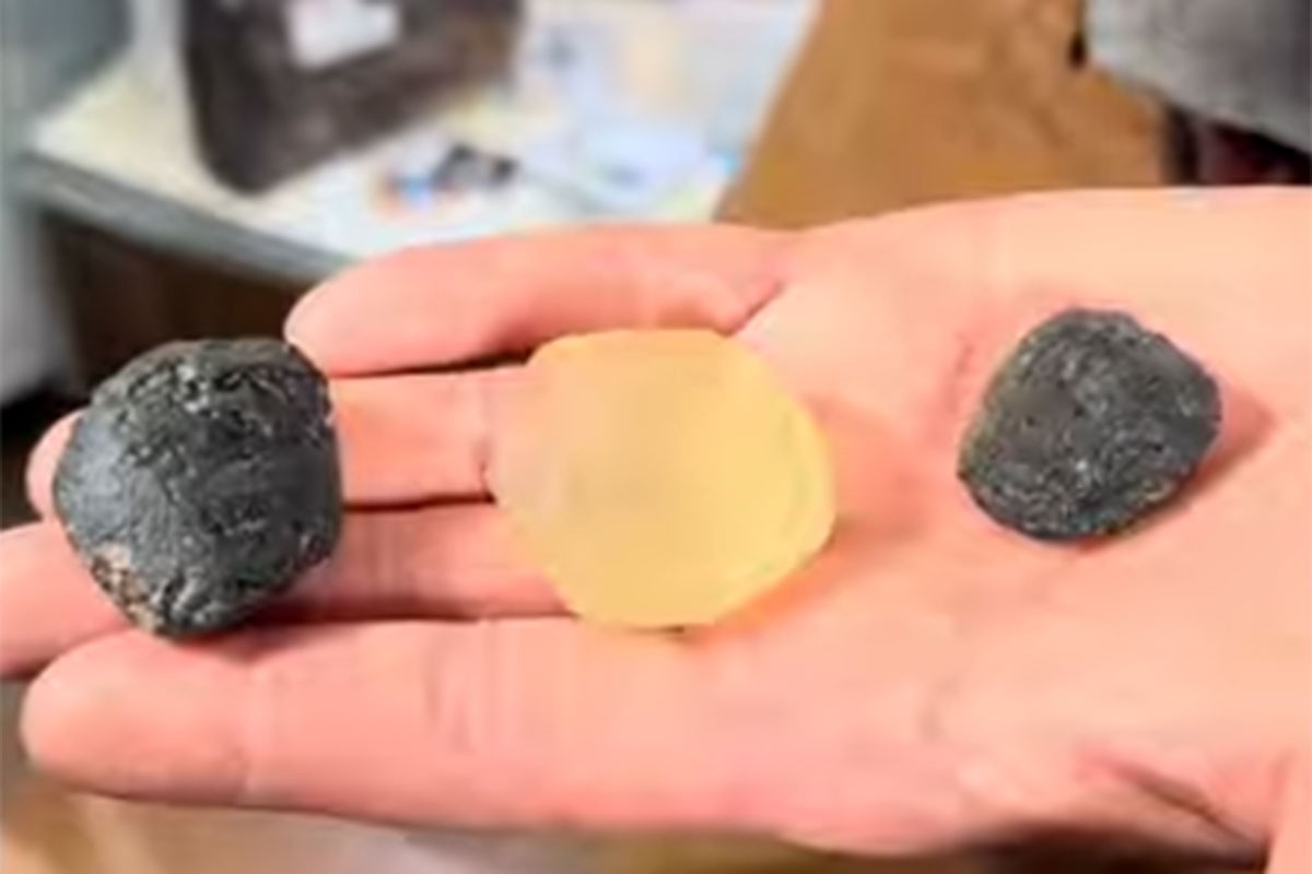 Naučnici otkrili staklene kuglice nastale udarom meteorita prije 11 miliona godina (VIDEO)