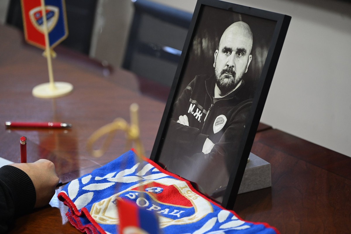 U čast Mladena Žižovića: FK Borac povukao dres broj osam (FOTO)